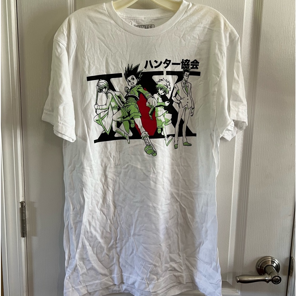 NIP NWOT Hunter X Hunter Anime T- Shirt  SIZE: LARGE